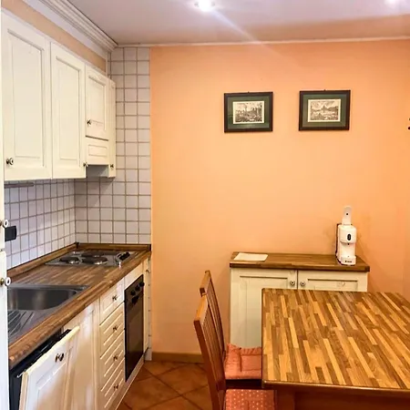 Apartment Near Marco Simone Golf & Rome, Cleaning Included