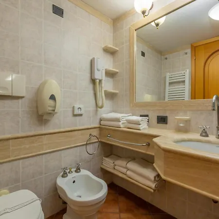 Apartment Near Marco Simone Golf & Rome, Cleaning Included Rom