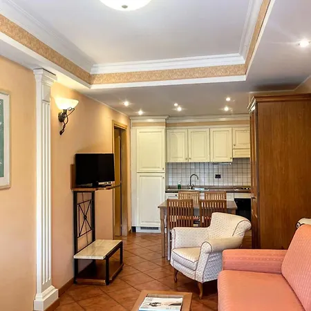 Apartment Apartment Near Marco Simone Golf & Rome, Cleaning Included