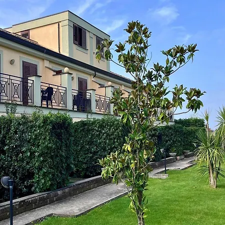Apartment Near Marco Simone Golf & Rome, Cleaning Included Rom