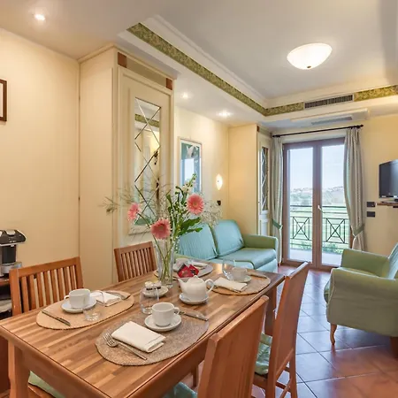 Apartment Near Marco Simone Golf & Rome, Cleaning Included Rom